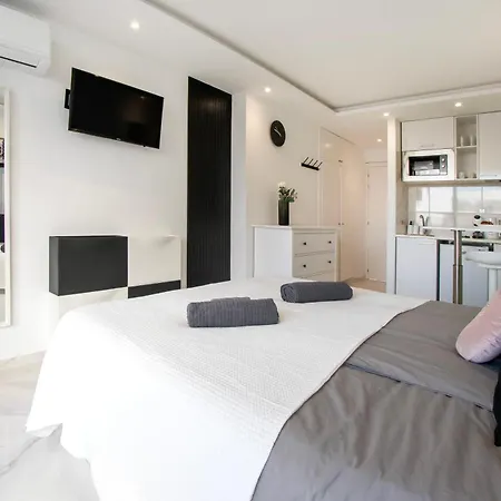 Centered With A Pool & Near The Beach, 324, Ponderosa * Playa Fanabe
